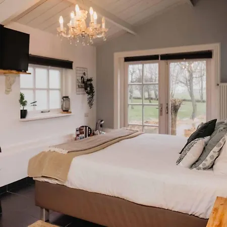 Inn De Lingehoeve Oosterwijk