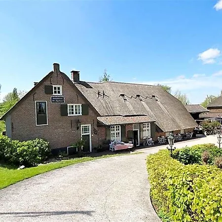 De Lingehoeve *