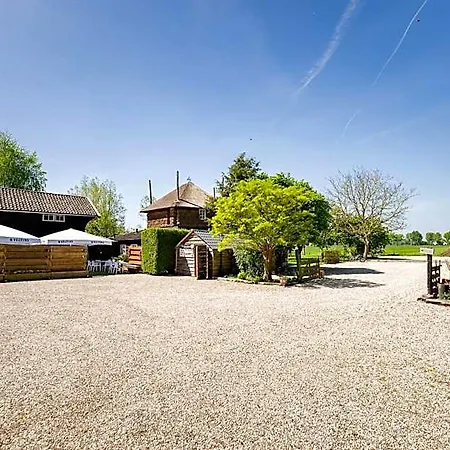 Penzion De Lingehoeve *